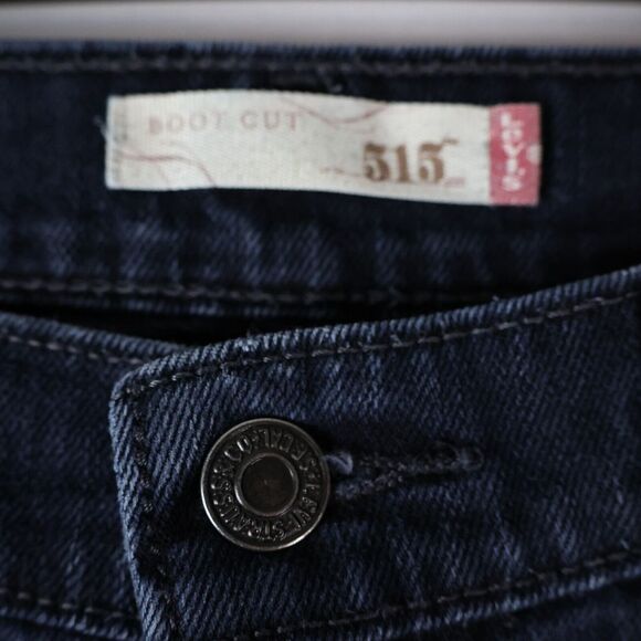 Levis 515 Boot Cut Jeans Womens 10M Dark Wash Mid Rise‎ Solid Print 33x30 - Picture 3 of 12
